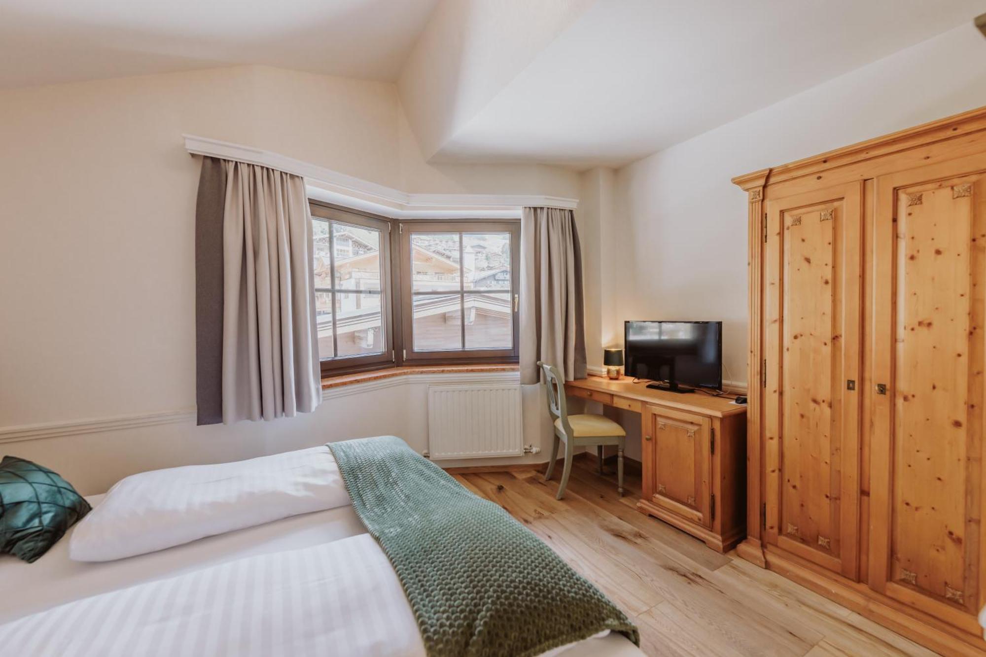 Hotel Gluecksschmiede - Hinterglemm Saalbach-Hinterglemm Eksteriør bilde
