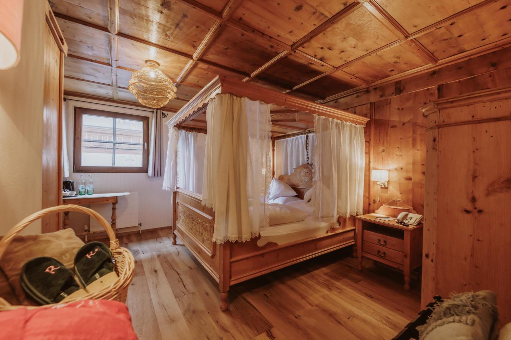 Hotel Gluecksschmiede - Hinterglemm Saalbach-Hinterglemm Eksteriør bilde